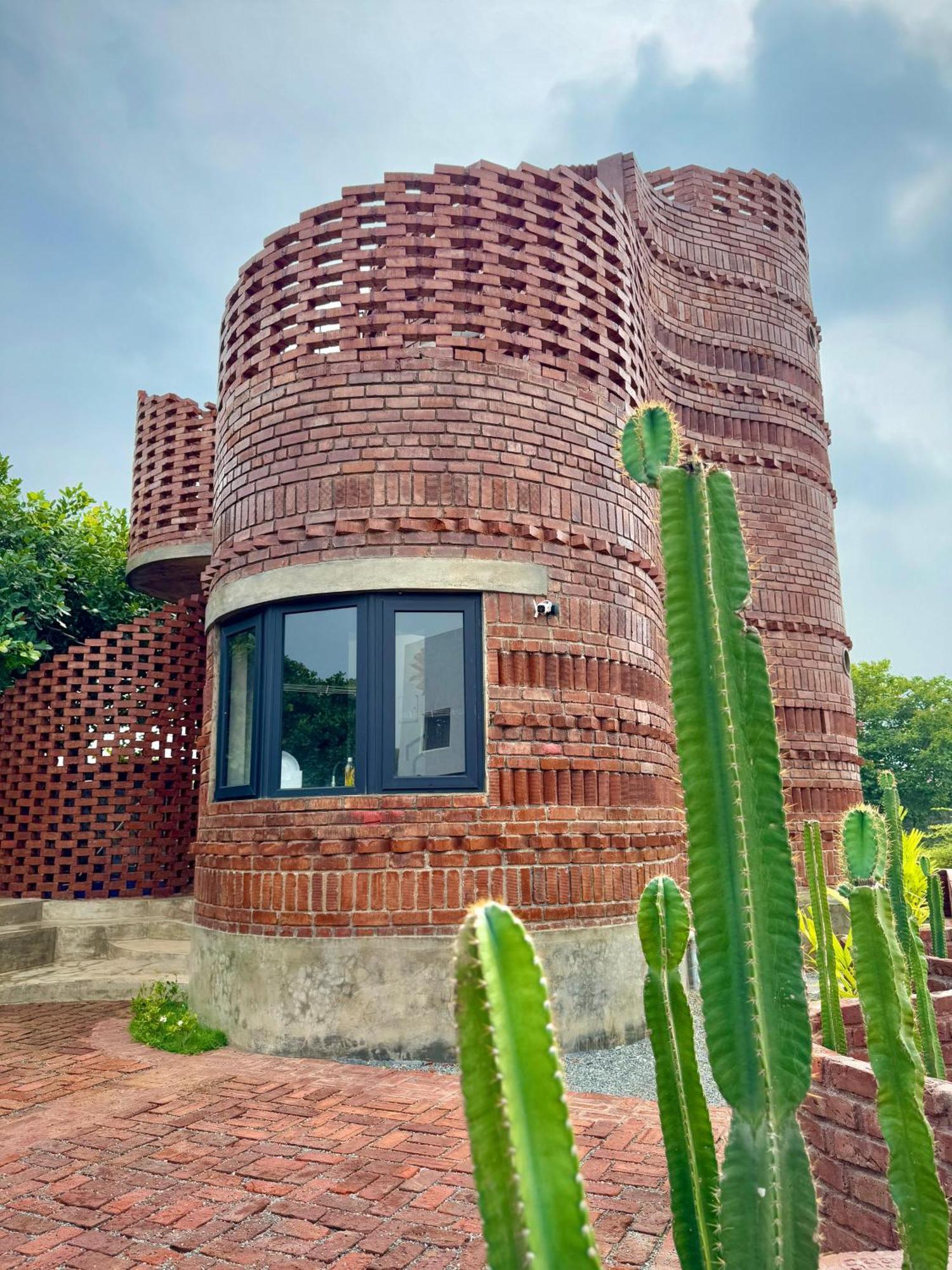 Pool Villa-House Of The Dancing Cactus Pondicherry Exterior foto